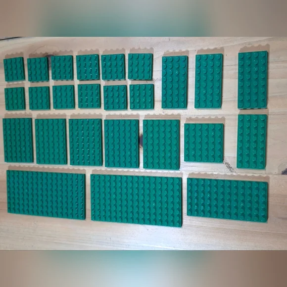 Lego Lot (25) Green Plates  4X4 4X8 6X6 6X8 - Picture 3 of 5